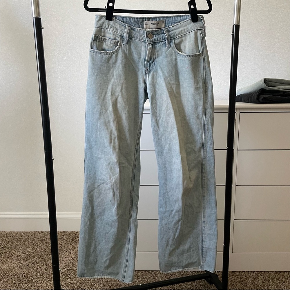 Hollister Light Blue Low-Rise Baggy Jeans